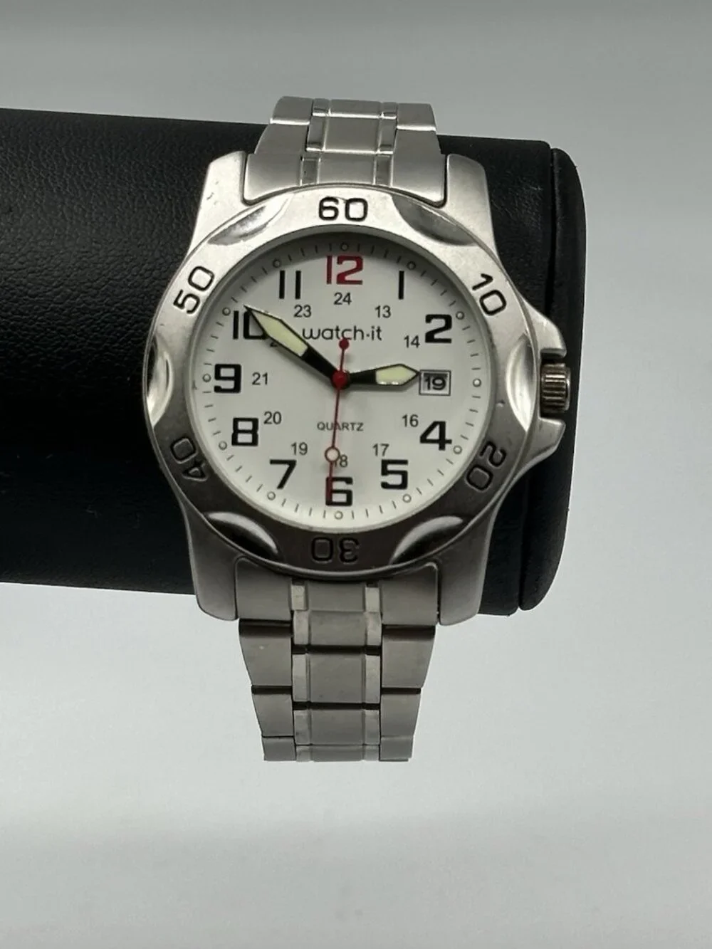 Watch-It Men’s Watch Silver Tone White Dial Date Window New Battery 8